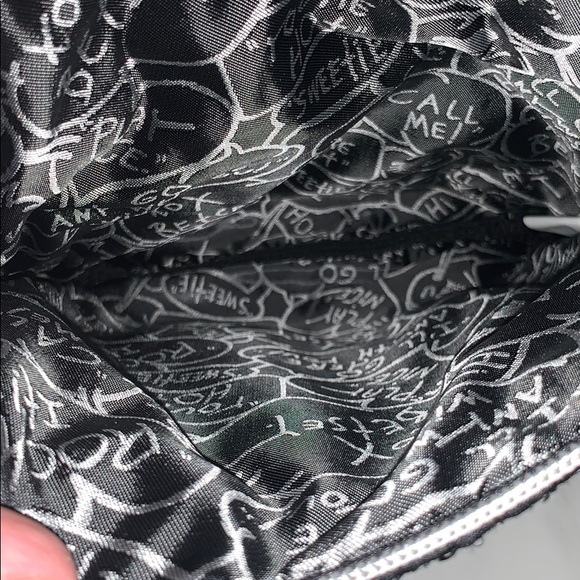 Betsey Johnson sequined bag - Picture 3 of 3